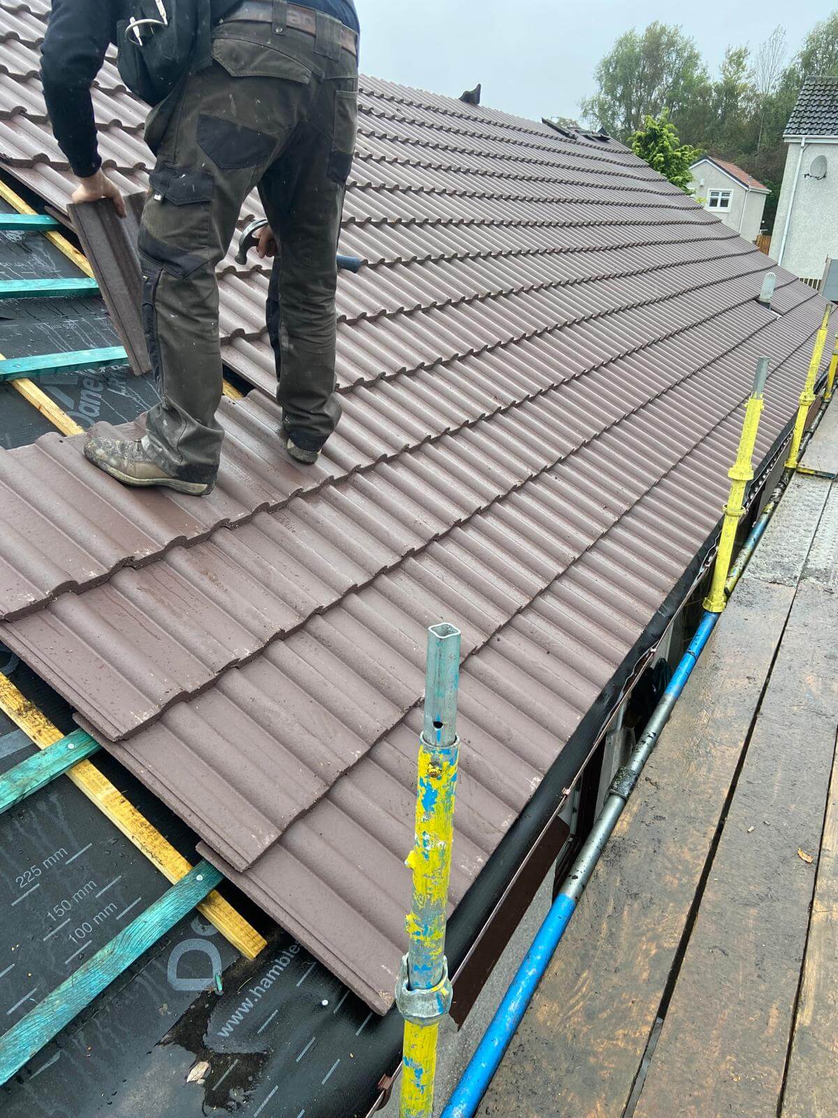tile roof repairs edinburgh